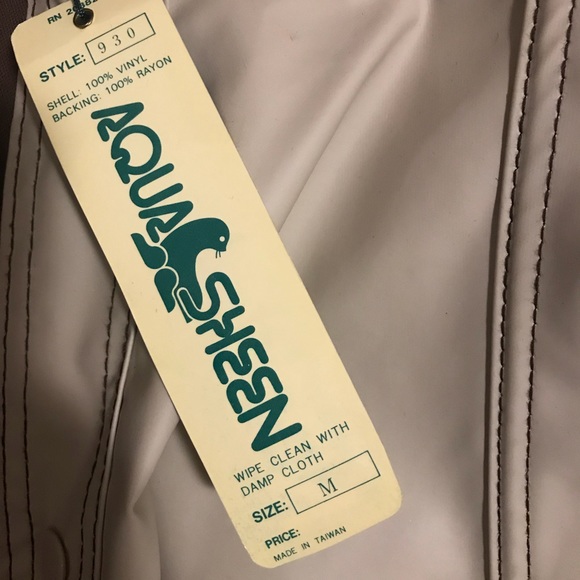 Vintage Raincoat - Picture 4 of 4